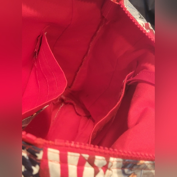 White Cross 2001 9/11 Memorial American Heroes Crafted Purse/Bag - Picture 7 of 16